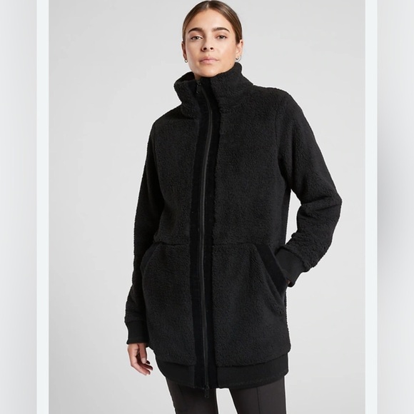 Athleta Tugga Coat Sherpa Fleece Jacket Black Size MP Oversized Long Cozy - Picture 1 of 11